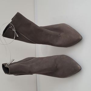 AUTHENTIC Michael Kors Grey Suede heeled booties